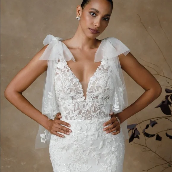 Justin Alexander Gretchen White Lace Wedding Dress